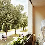 Готель Reindl & Appartments