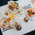 Готель Reindl & Appartments 3*