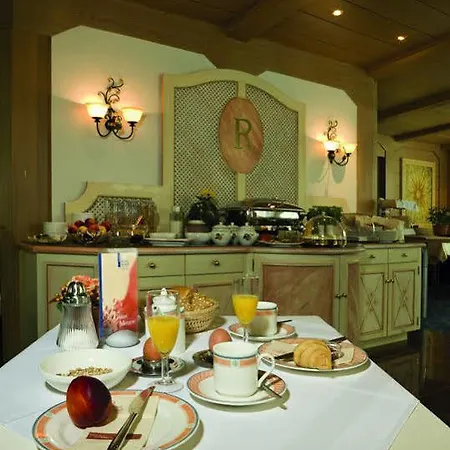 Reindl & Appartments Hotel 3*